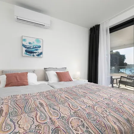 Premium Bella Vista Portapisana 아파트 크르크