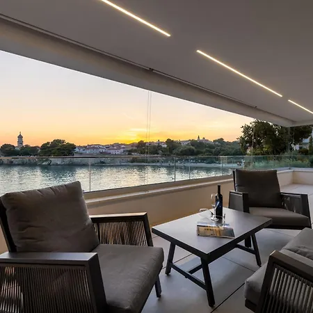 Apartment Premium Bella Vista Portapisana *
