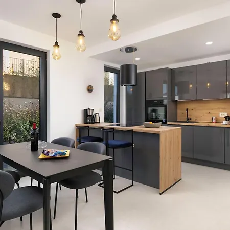 Premium Bella Vista Portapisana Apartment *