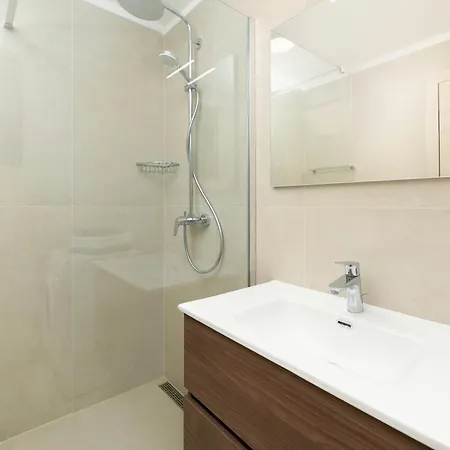 Premium Bella Vista Portapisana * 克尔克